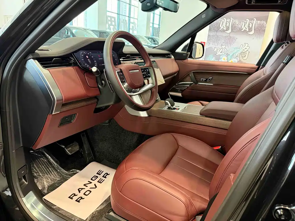 Land Rover Range Rover — миниатюра 7