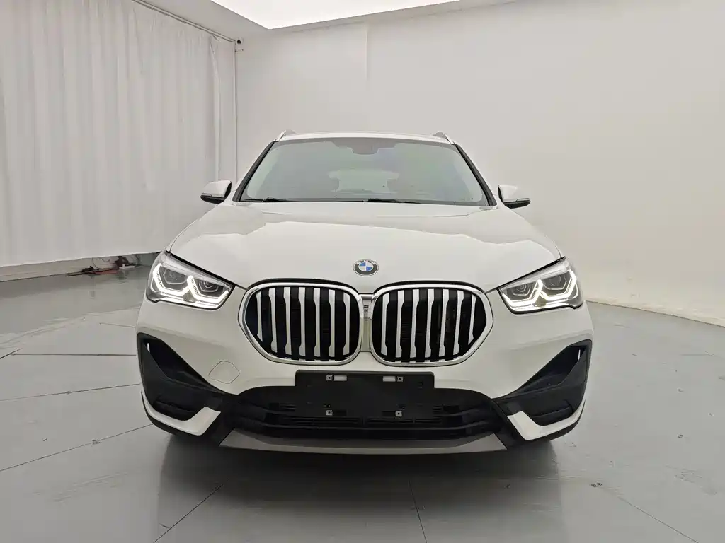 BMW X1 — миниатюра 3