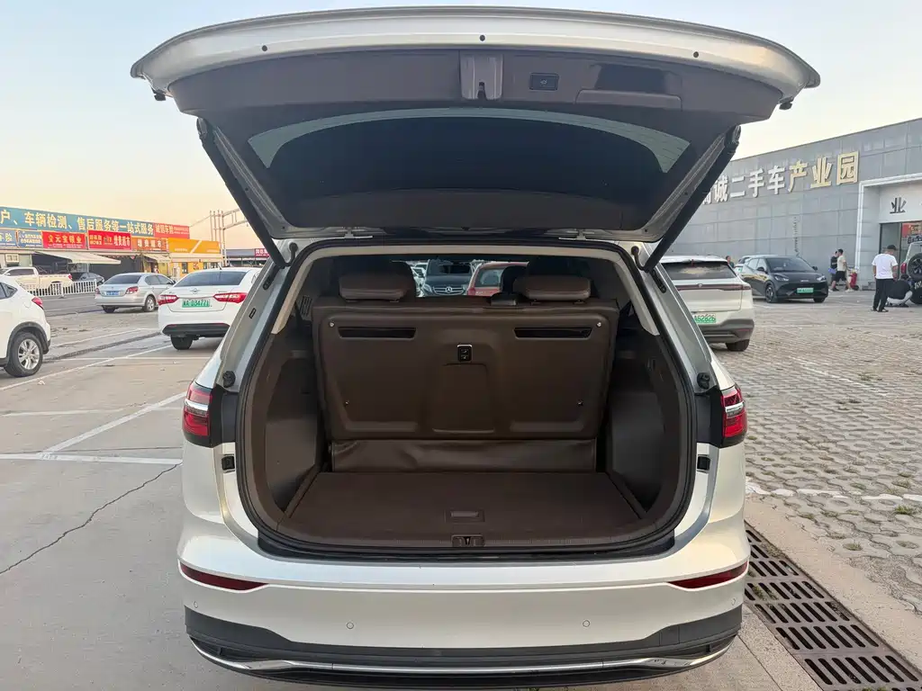 Volkswagen Viloran — миниатюра 18