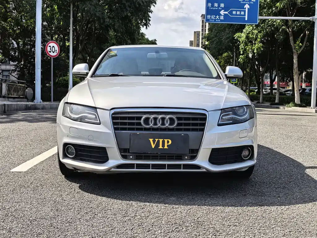 Audi A4L — миниатюра 2