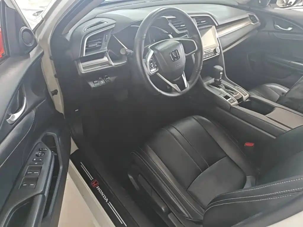 Honda Civic — миниатюра 15