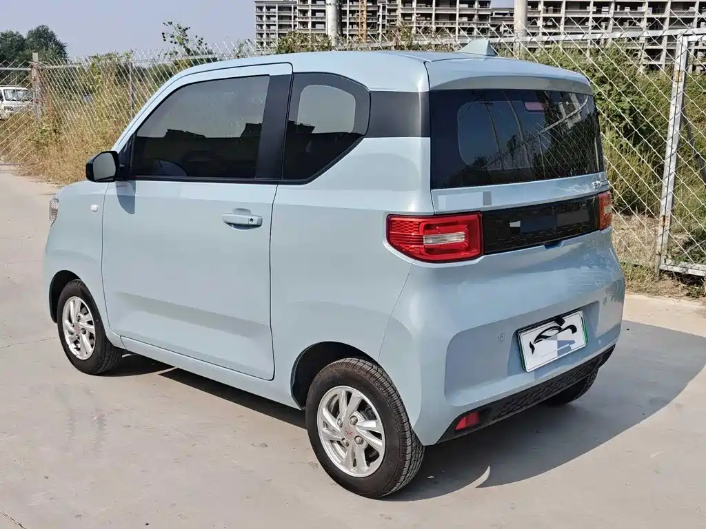 Wuling MINIEV — миниатюра 4
