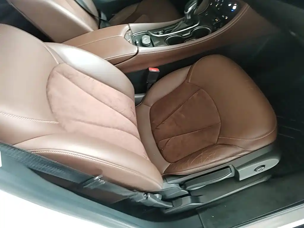 Buick Envision Plus — миниатюра 25