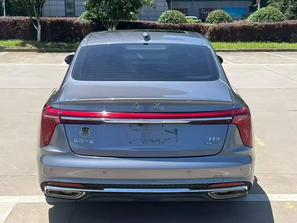Hongqi Hongqi H5 — миниатюра 8