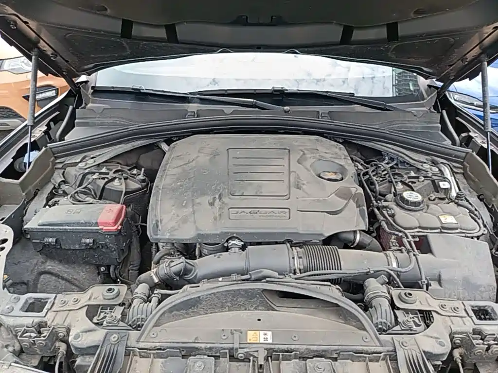 Jaguar F-PACE — миниатюра 20