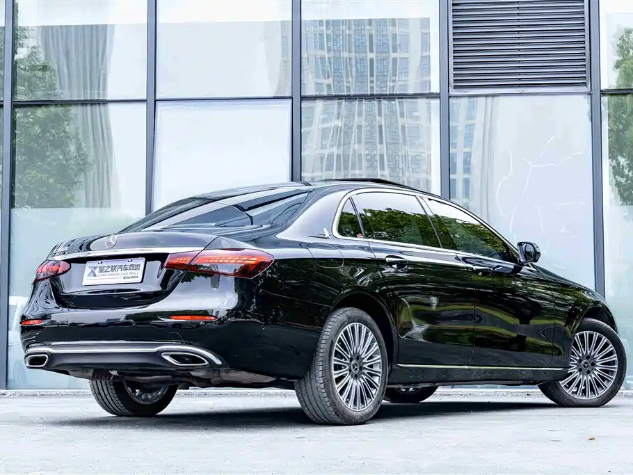 Mercedes-Benz E-Class E 2023 E 300 L Fashion