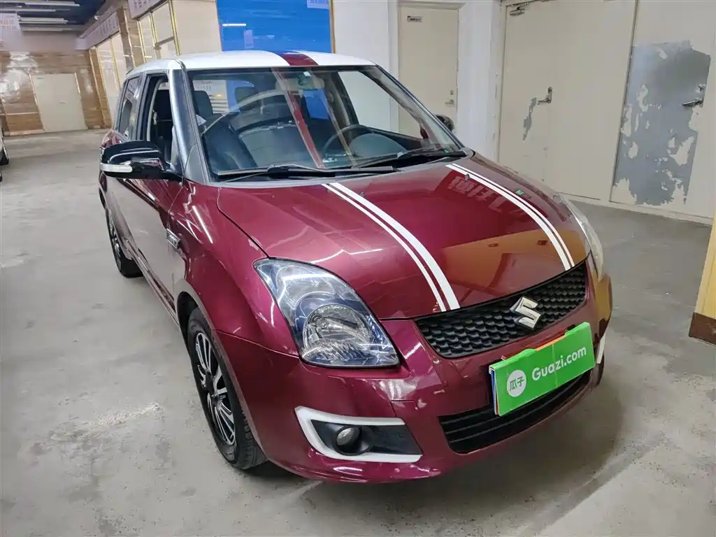 SUZUKI SWIFT
