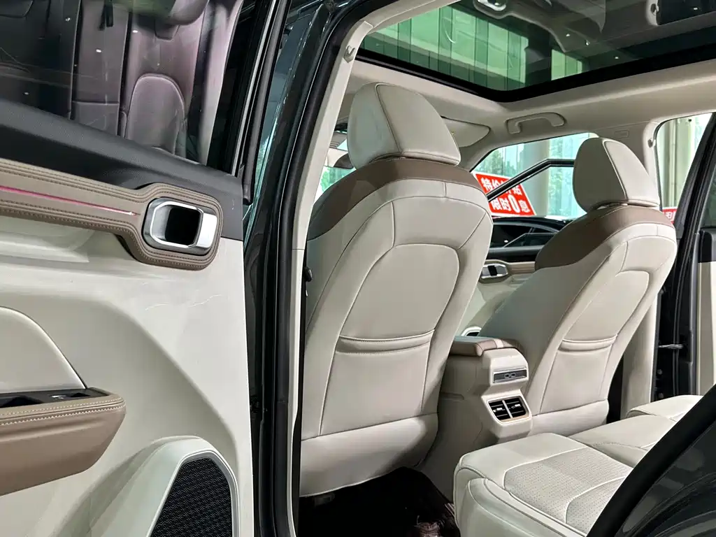 Geely Icon 2020 1.5TD i9 BSG