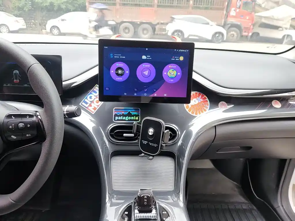 BYD e2 — миниатюра 13