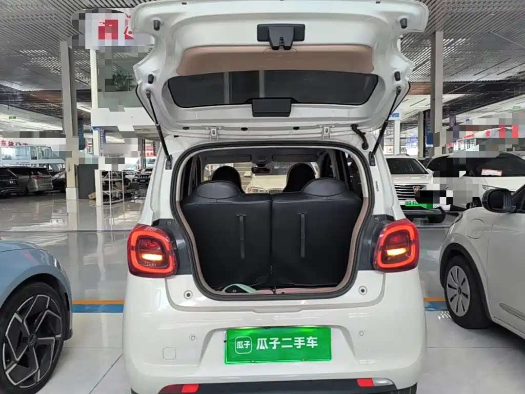 Wuling MINIEV — миниатюра 19