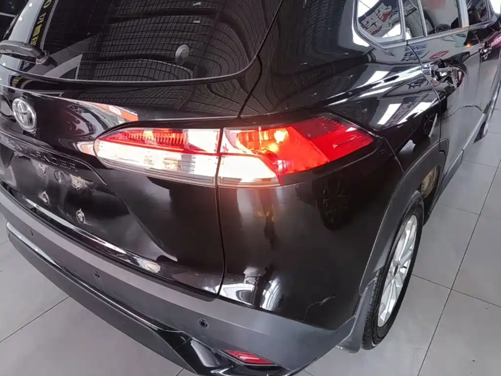 Toyota Frontlander — миниатюра 8