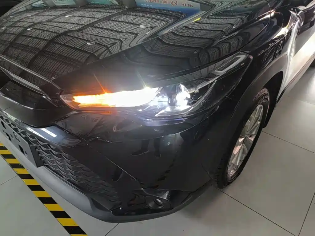 Toyota Frontlander — миниатюра 24