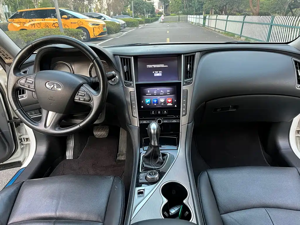 Infiniti Q50L — миниатюра 4