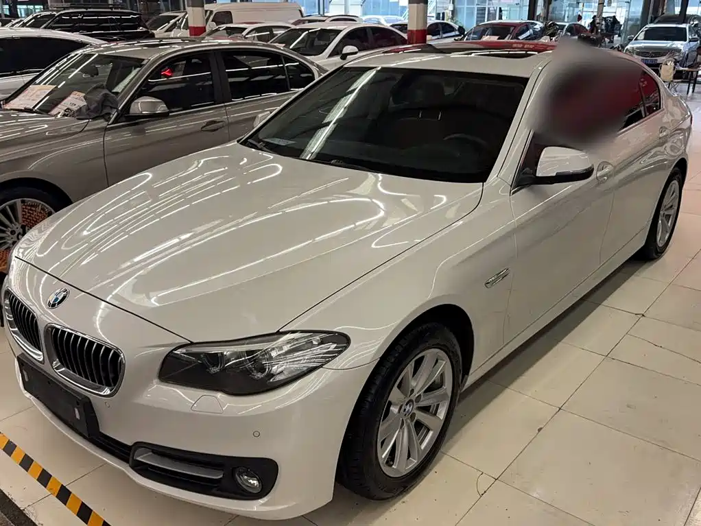 BMW 5 Series — миниатюра 2