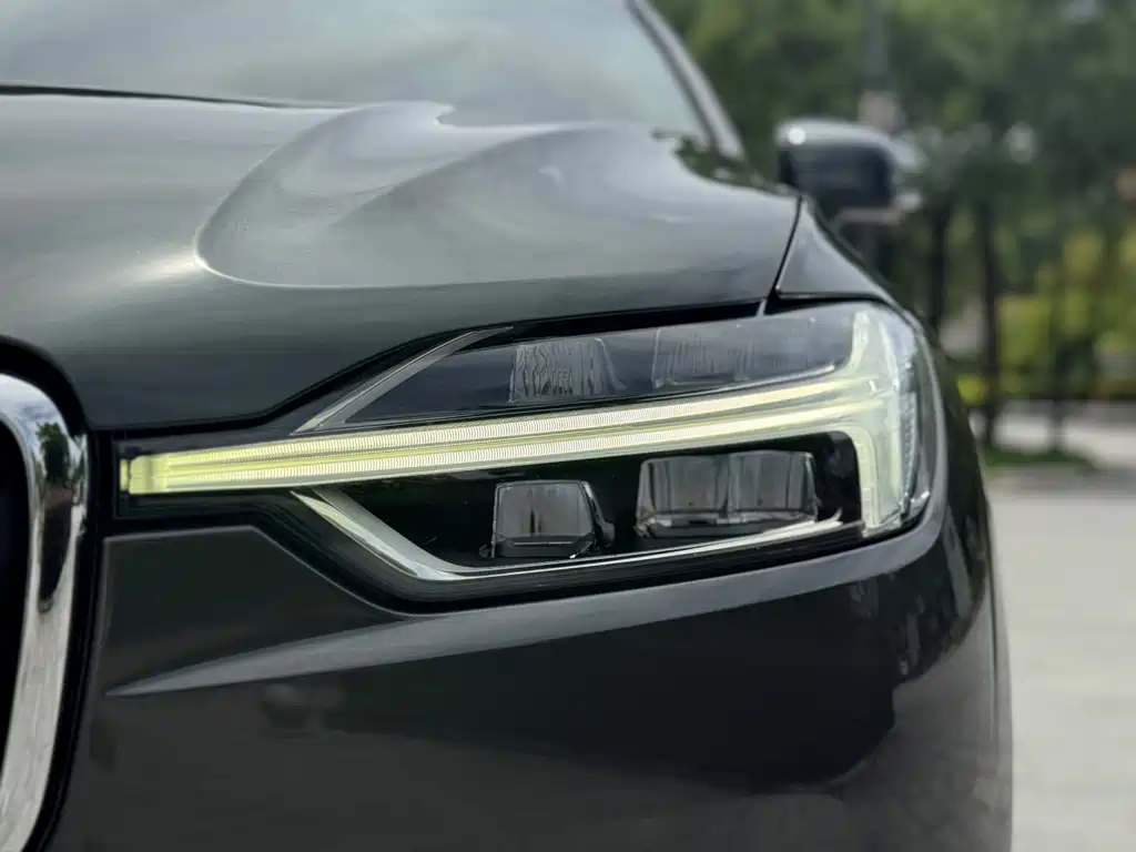 Volvo XC60 — миниатюра 22