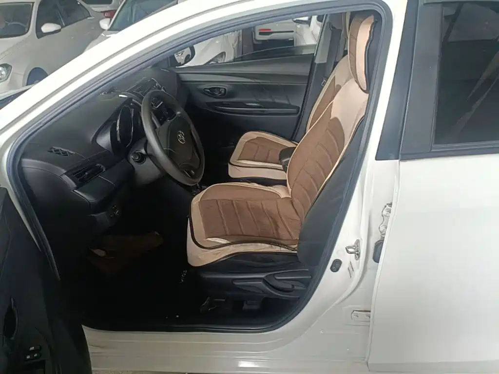 Toyota Vios — миниатюра 12