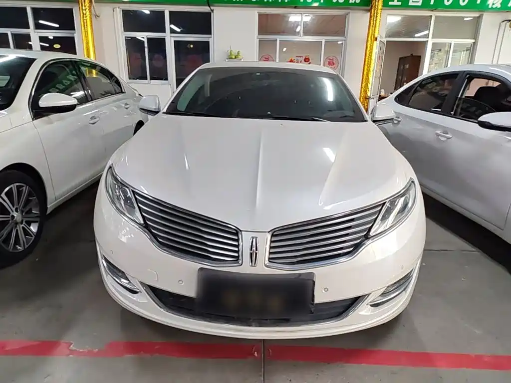Lincoln MKZ — миниатюра 3