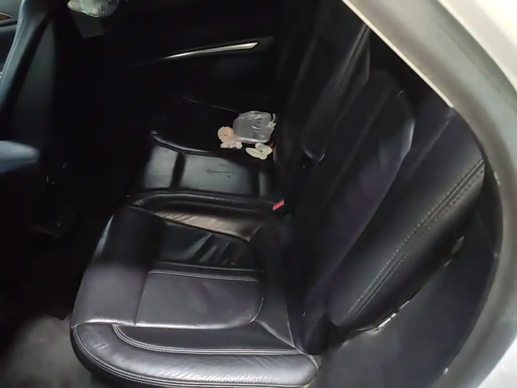 Lincoln MKZ — миниатюра 17