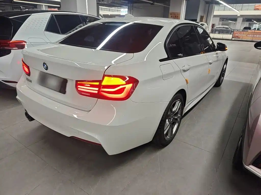 BMW 3 Series — миниатюра 7