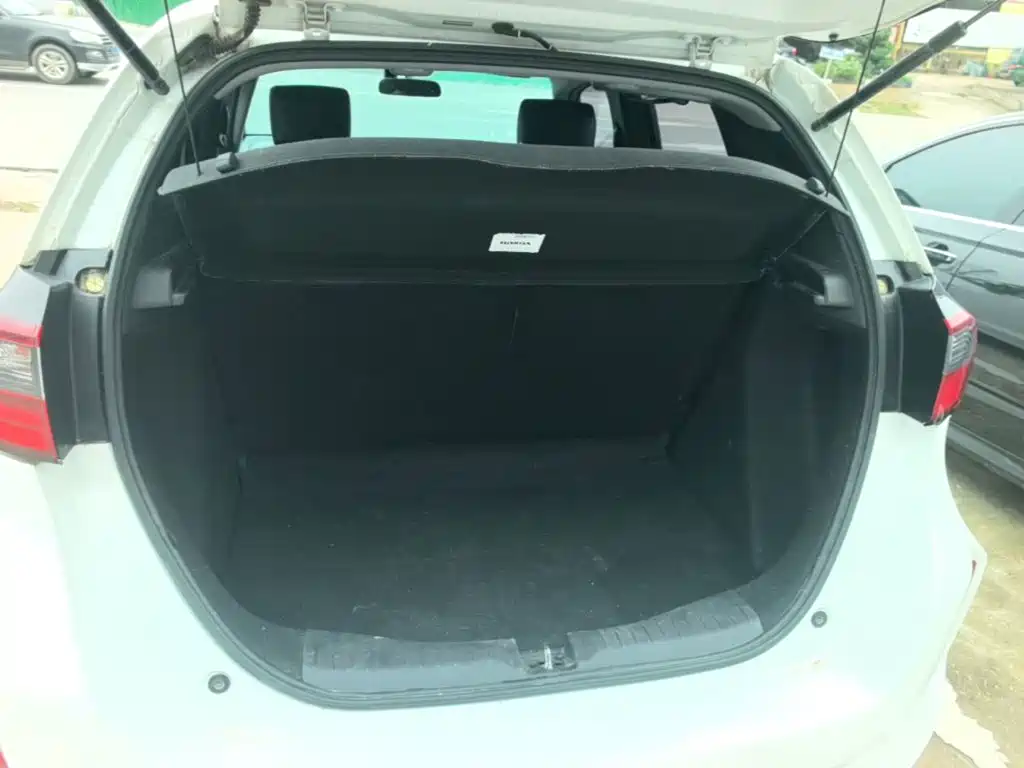 Honda Fit — миниатюра 19