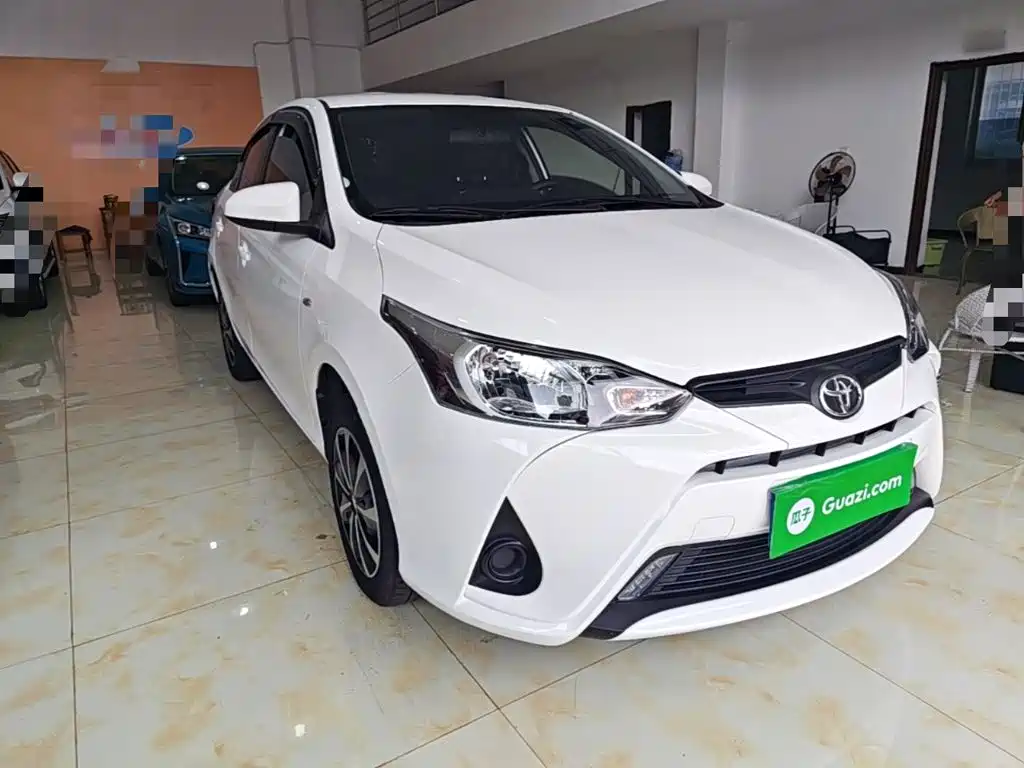 Toyota Yaris L — миниатюра 4