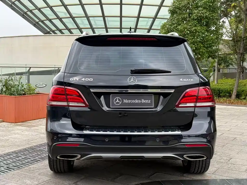 Mercedes-Benz GLE (Import) — миниатюра 6