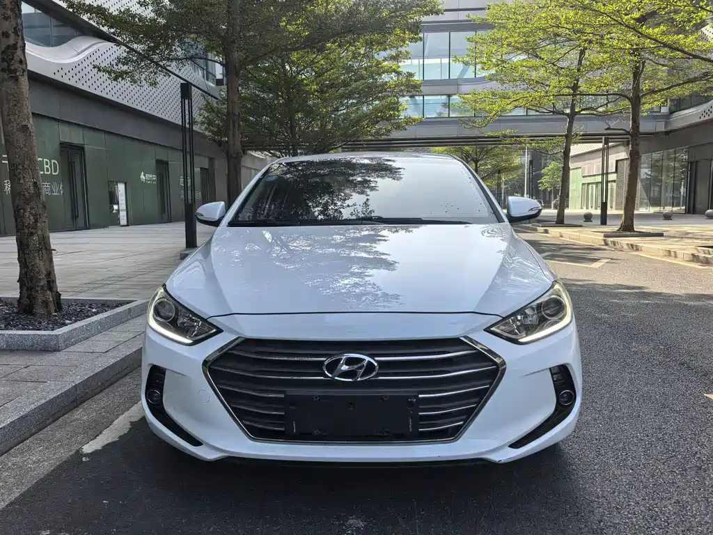 Hyundai Elantra 1.6L Auto Smart Dazzle · Elite Type, фото 3