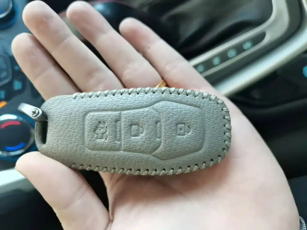 Ford Mondeo — миниатюра 10