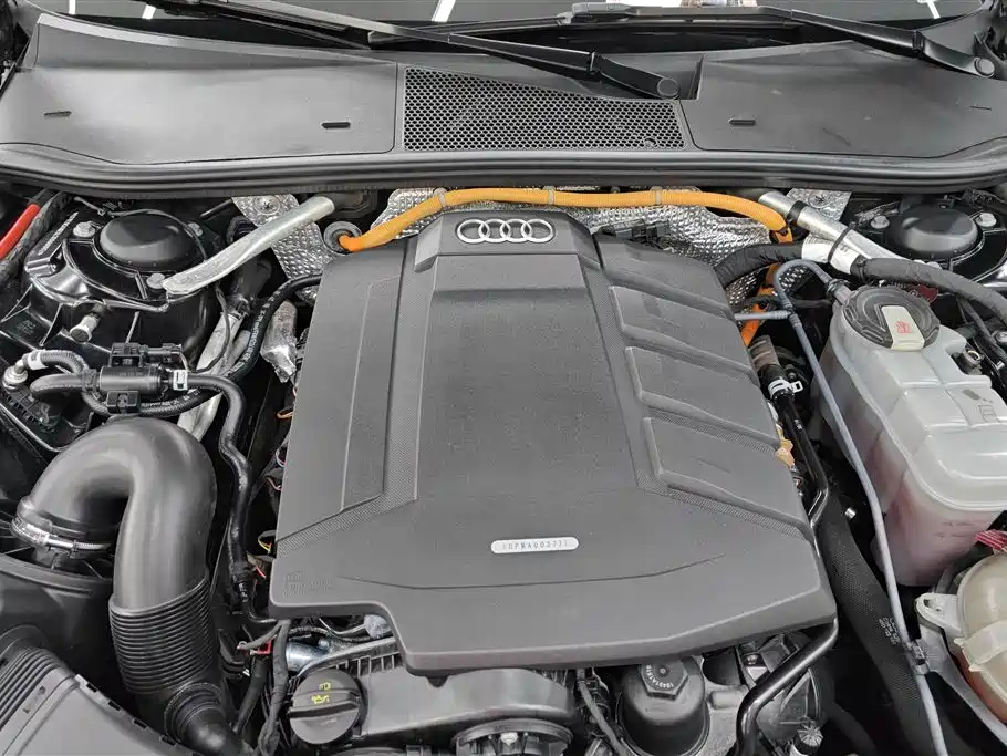 Audi A6L 2020 55 TFSI e quattro