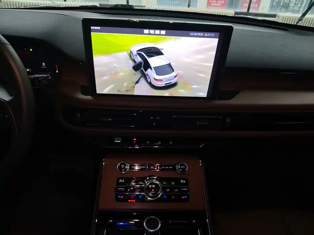 Lincoln Aviator — миниатюра 13
