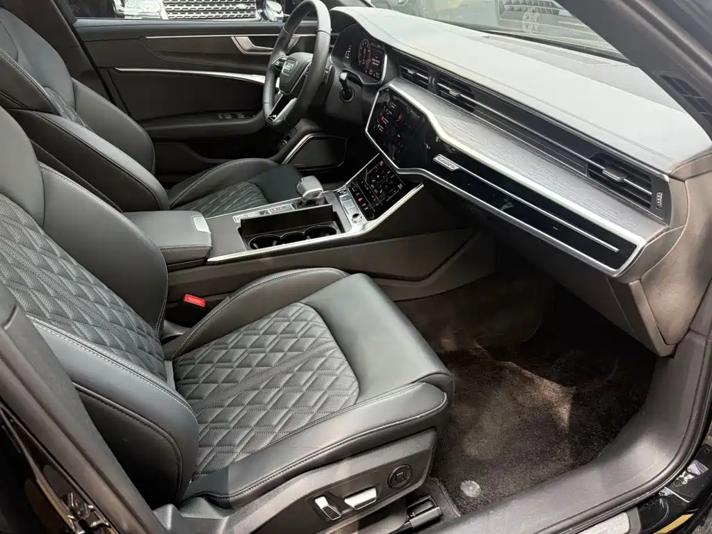 Audi A6L — миниатюра 10