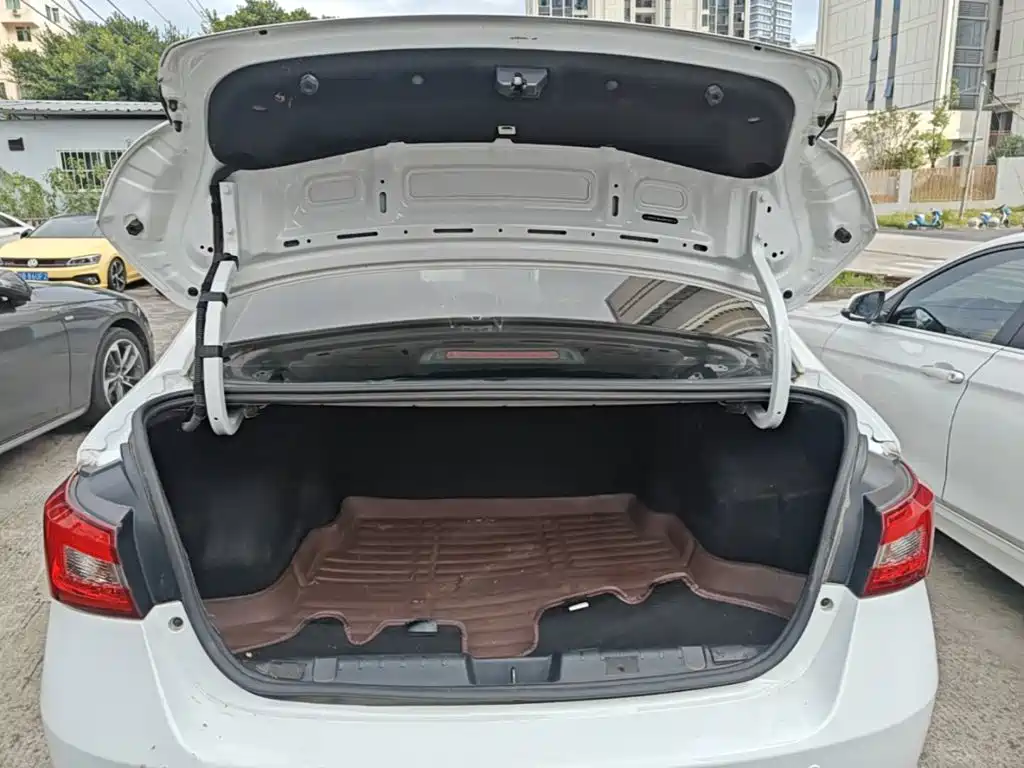 Chery Arrizo 5 — миниатюра 19