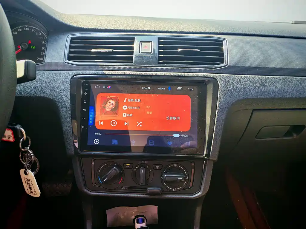 Volkswagen Santana — миниатюра 10