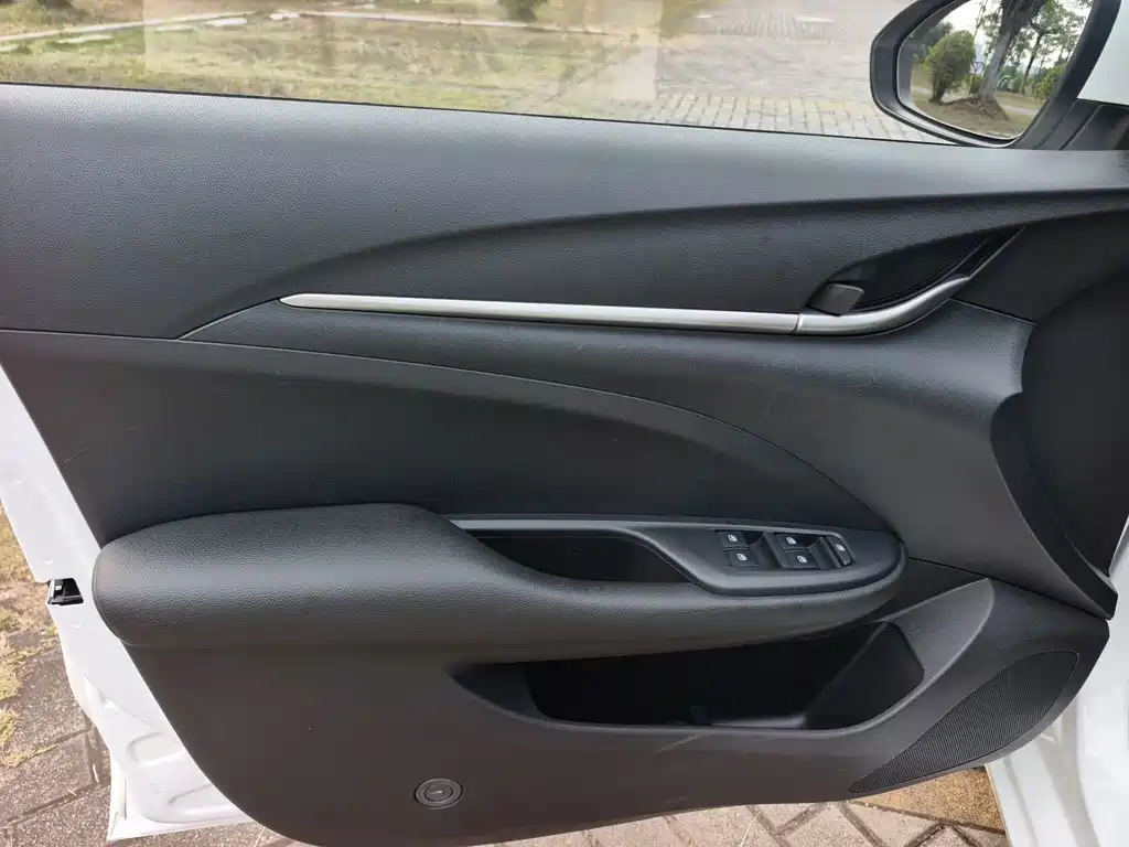 Buick Excelle — миниатюра 16