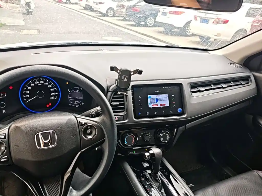 Honda Vezel — миниатюра 10