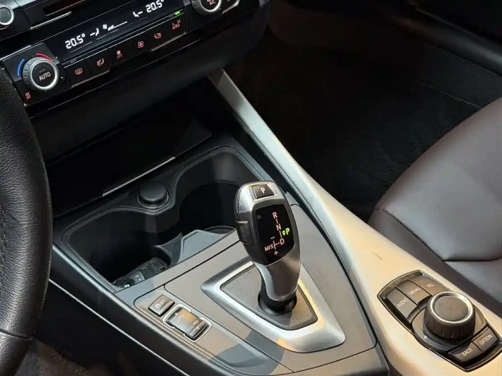 BMW 1 Series 1 2016 120i Lead