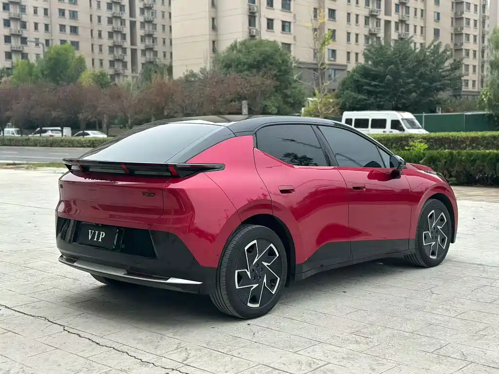 Lynk & Co Z20 — миниатюра 7