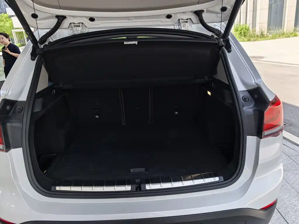 BMW X1 - фото 18