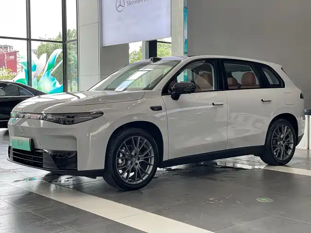 2025 Leapmotor C10