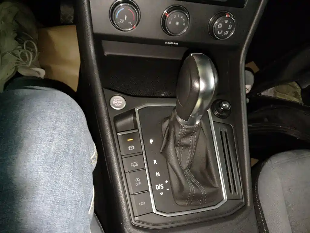 Volkswagen Lavida — миниатюра 14