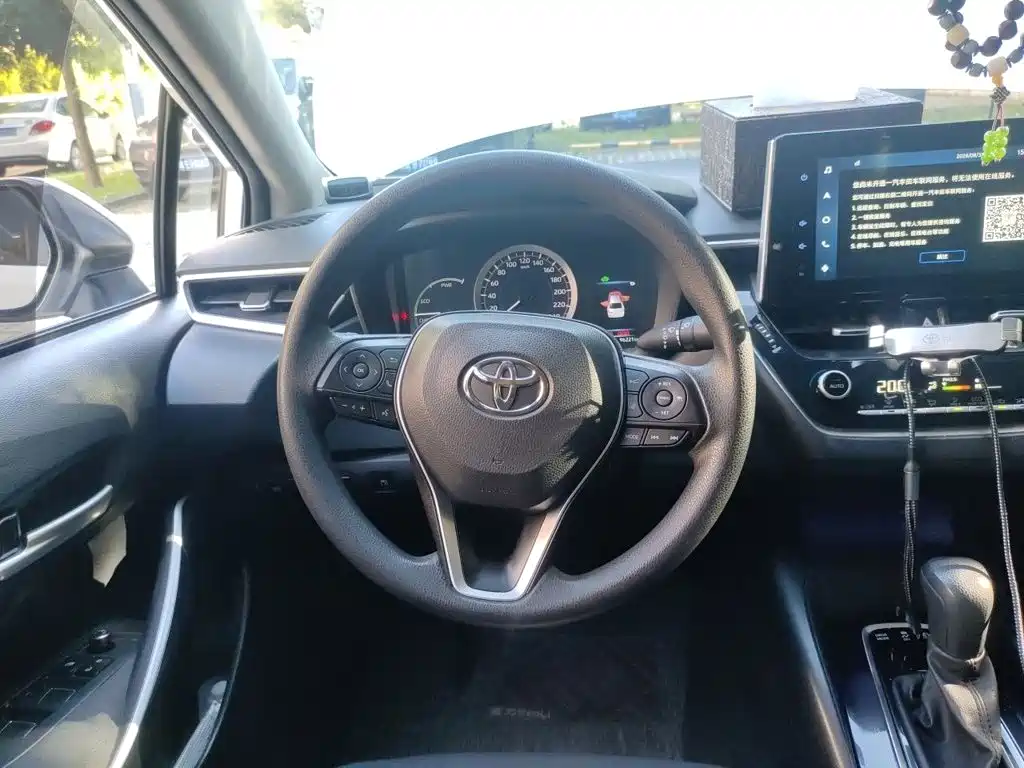 Toyota Corolla — миниатюра 11