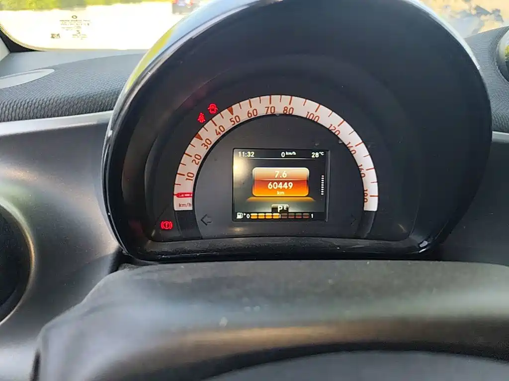 smart Smart Fortwo — миниатюра 12
