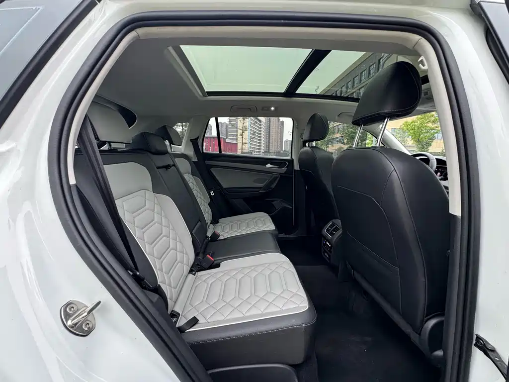 Volkswagen Tayron — миниатюра 12