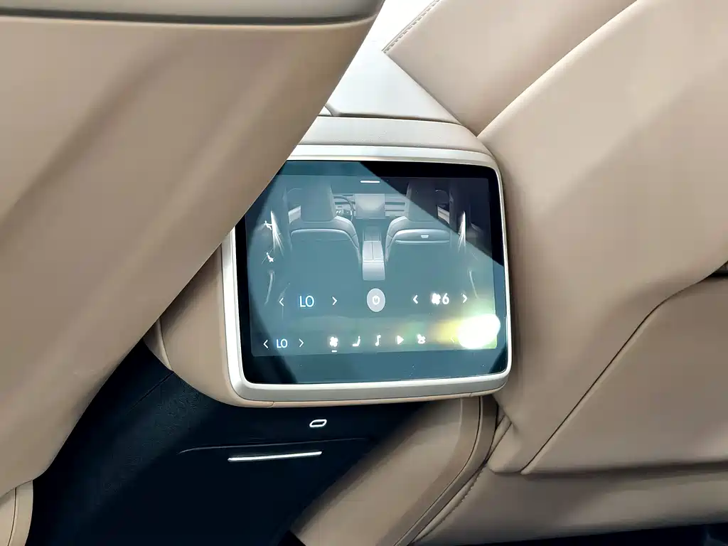 Onvo L60 2025 60kWh