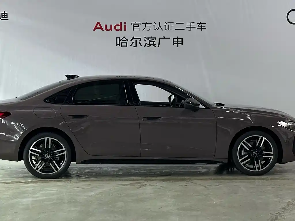 Audi A5L — миниатюра 3