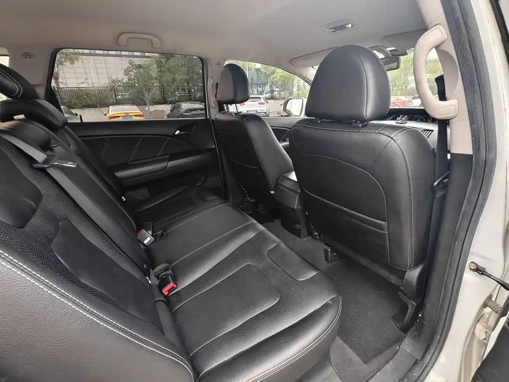 BYD e6 — миниатюра 5
