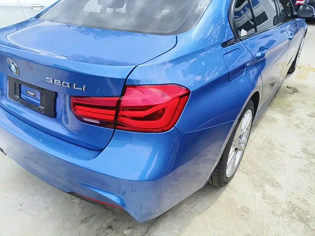 BMW 3 Series — миниатюра 8