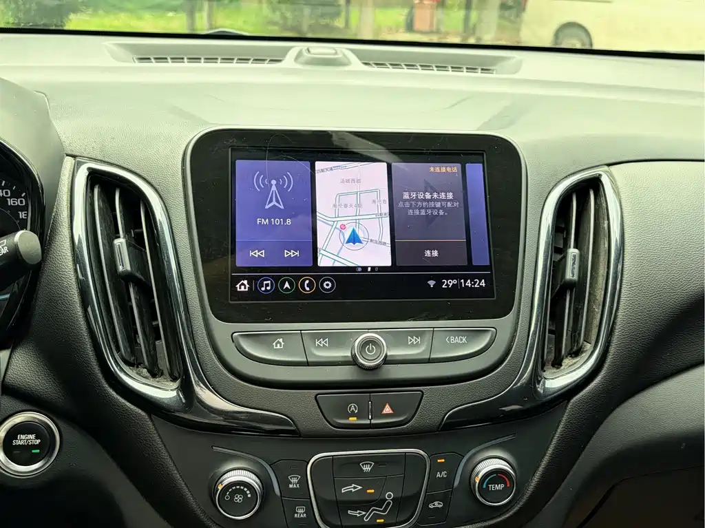 Chevrolet Equinox — миниатюра 22