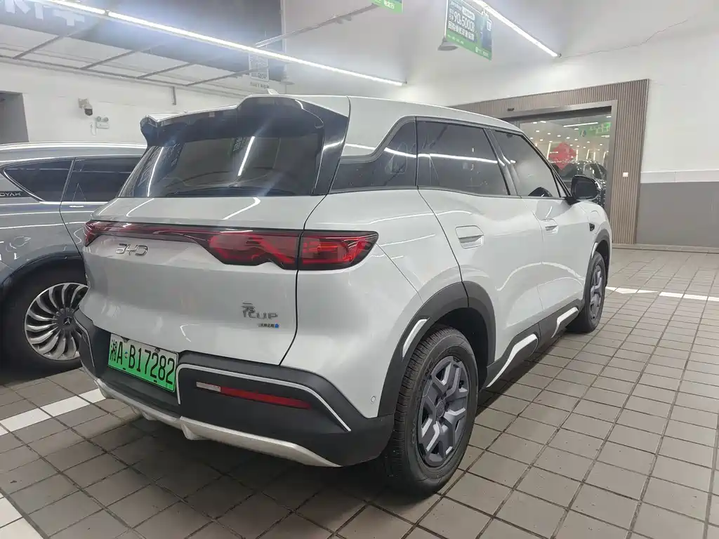 BYD Yuan UP — миниатюра 6
