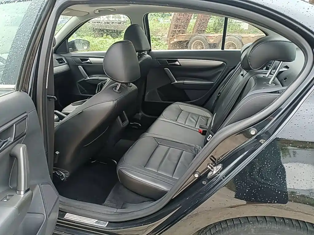 Volkswagen Lavida — миниатюра 17
